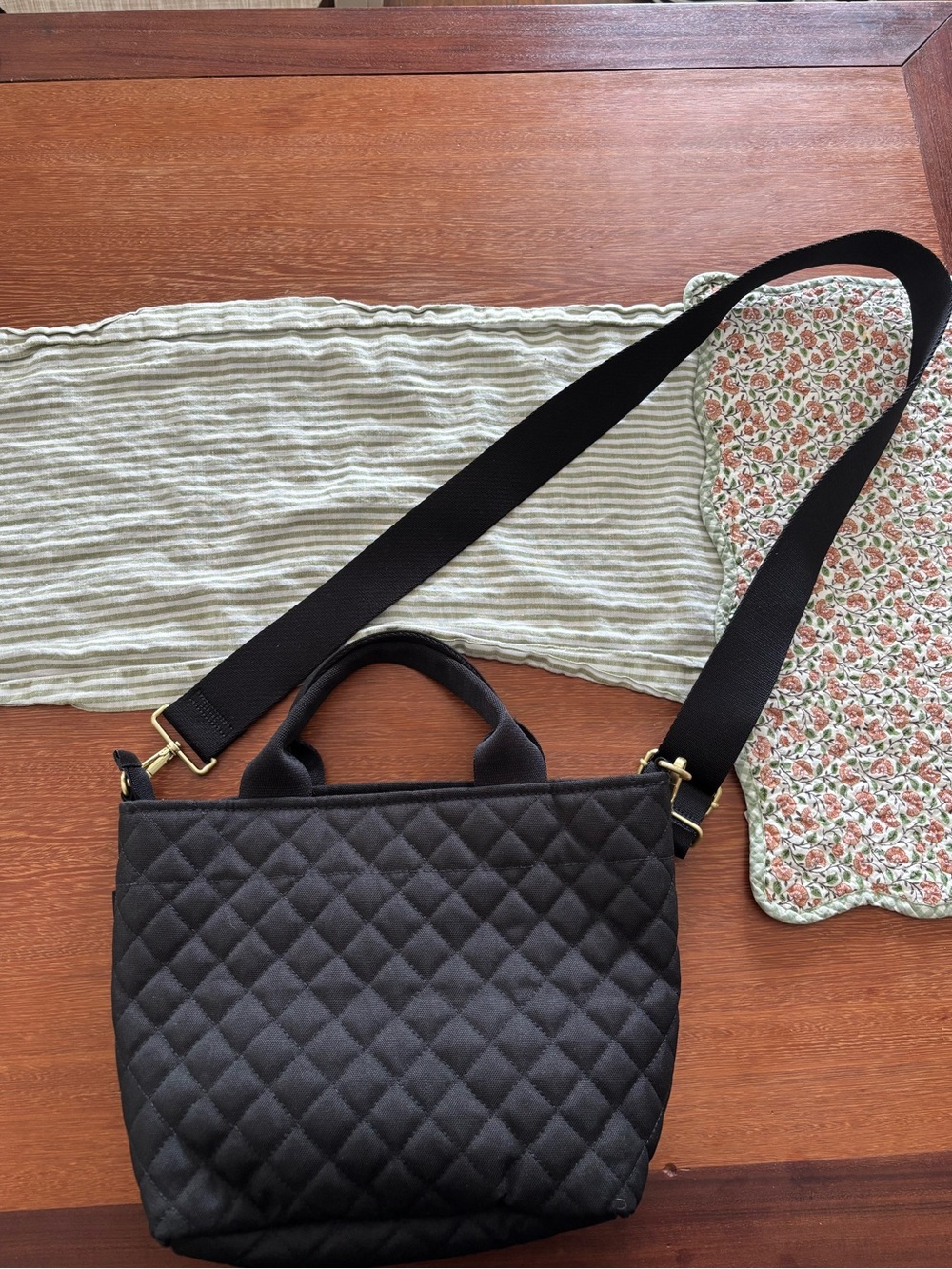 Canvelle Black Quilted Small Zip Crossbody Tote Bag
